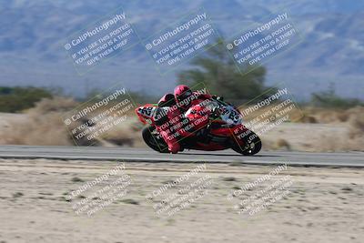 media/Oct-05-2025-CVMA (Sun) [[beeef4f201]]/Race 16-Formula Middleweight/